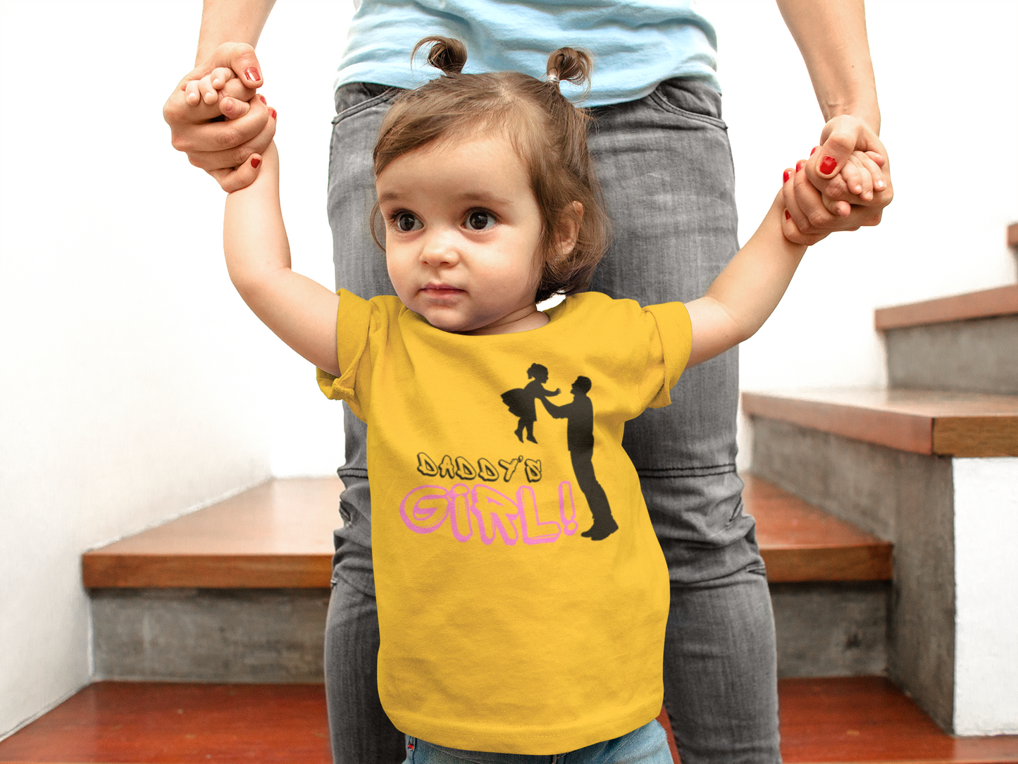 ChillingMode.com - Daddy's Girl - T-Shirts For Girls