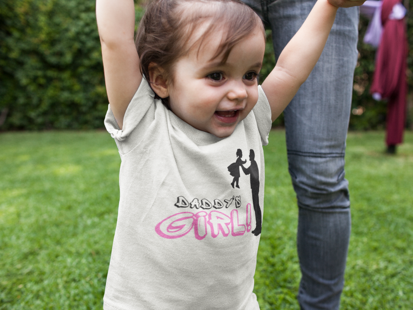 ChillingMode.com - Daddy's Girl - T-Shirts For Girls